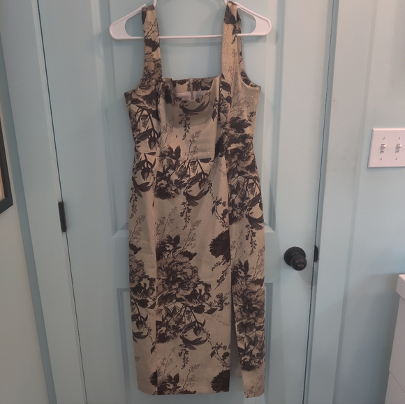 Karen Millen Gold Jacquard cocktail dress, size 10 - Picture 2 of 7